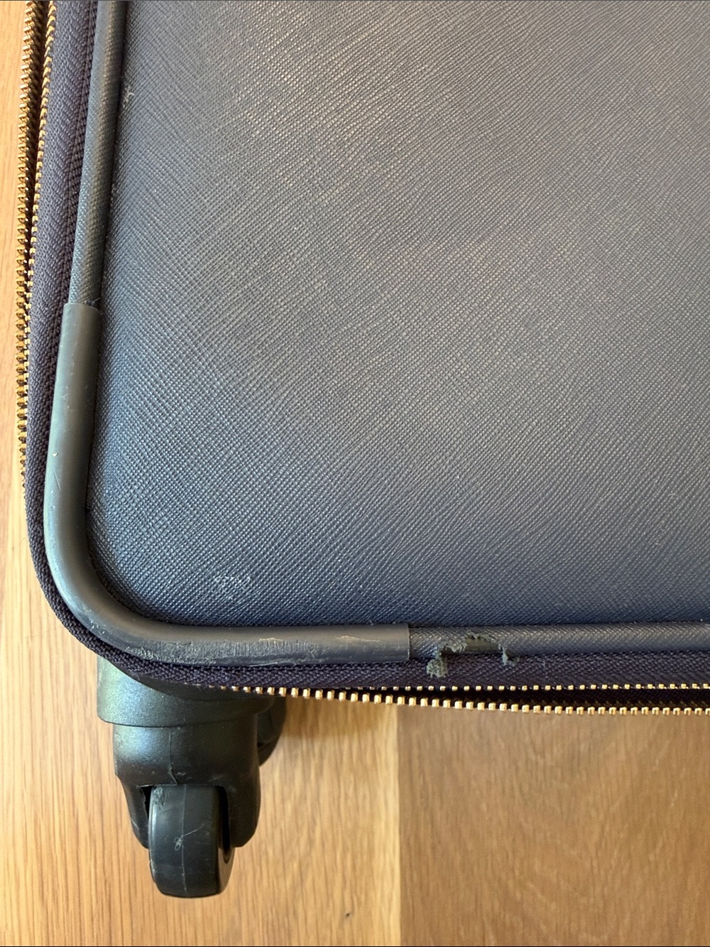 kate spade navy leather wheeled carry-on suitcase with gold logo - Picture 6 of 16